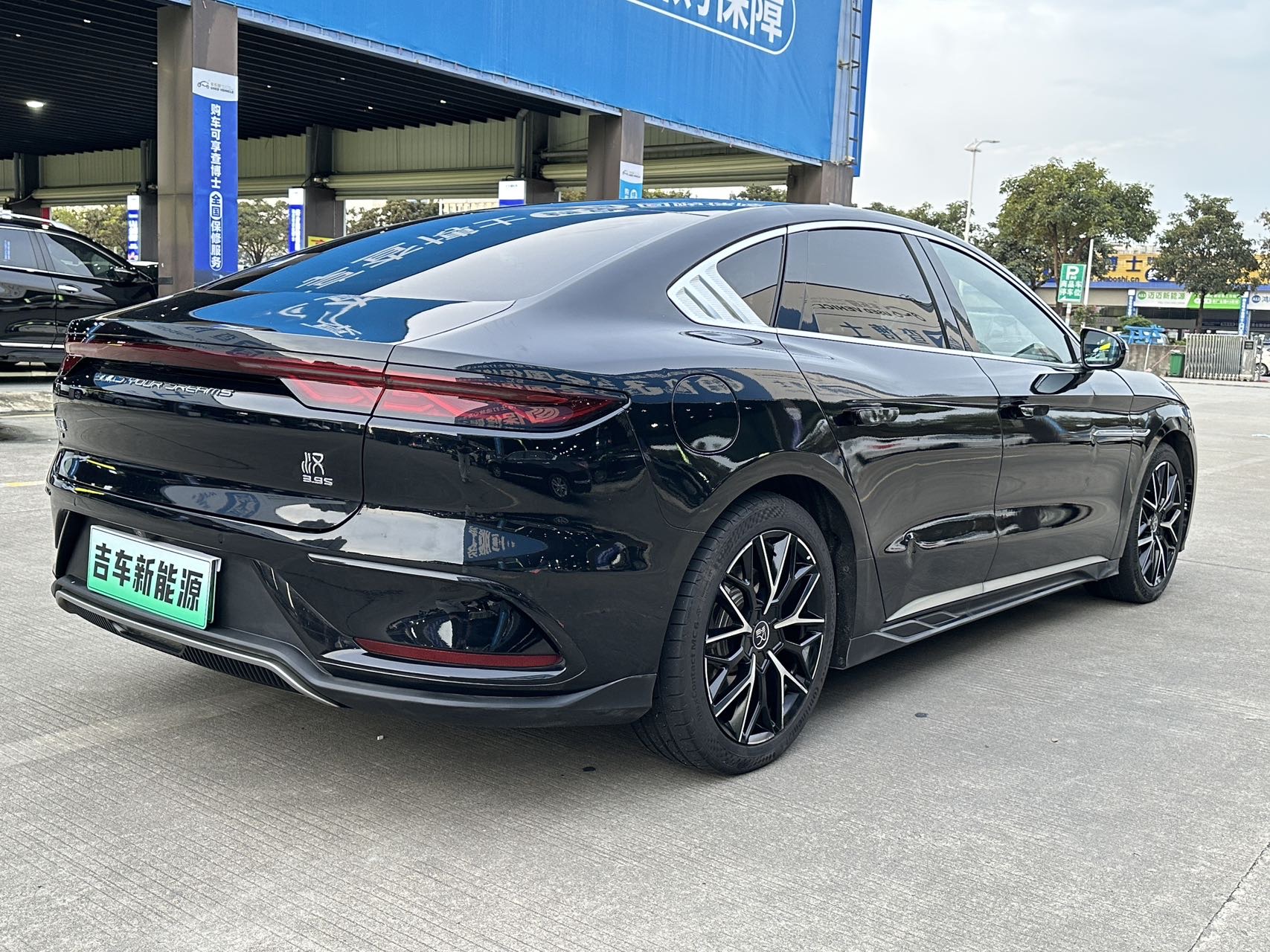 BYD Han 2022 immagine di auto #6