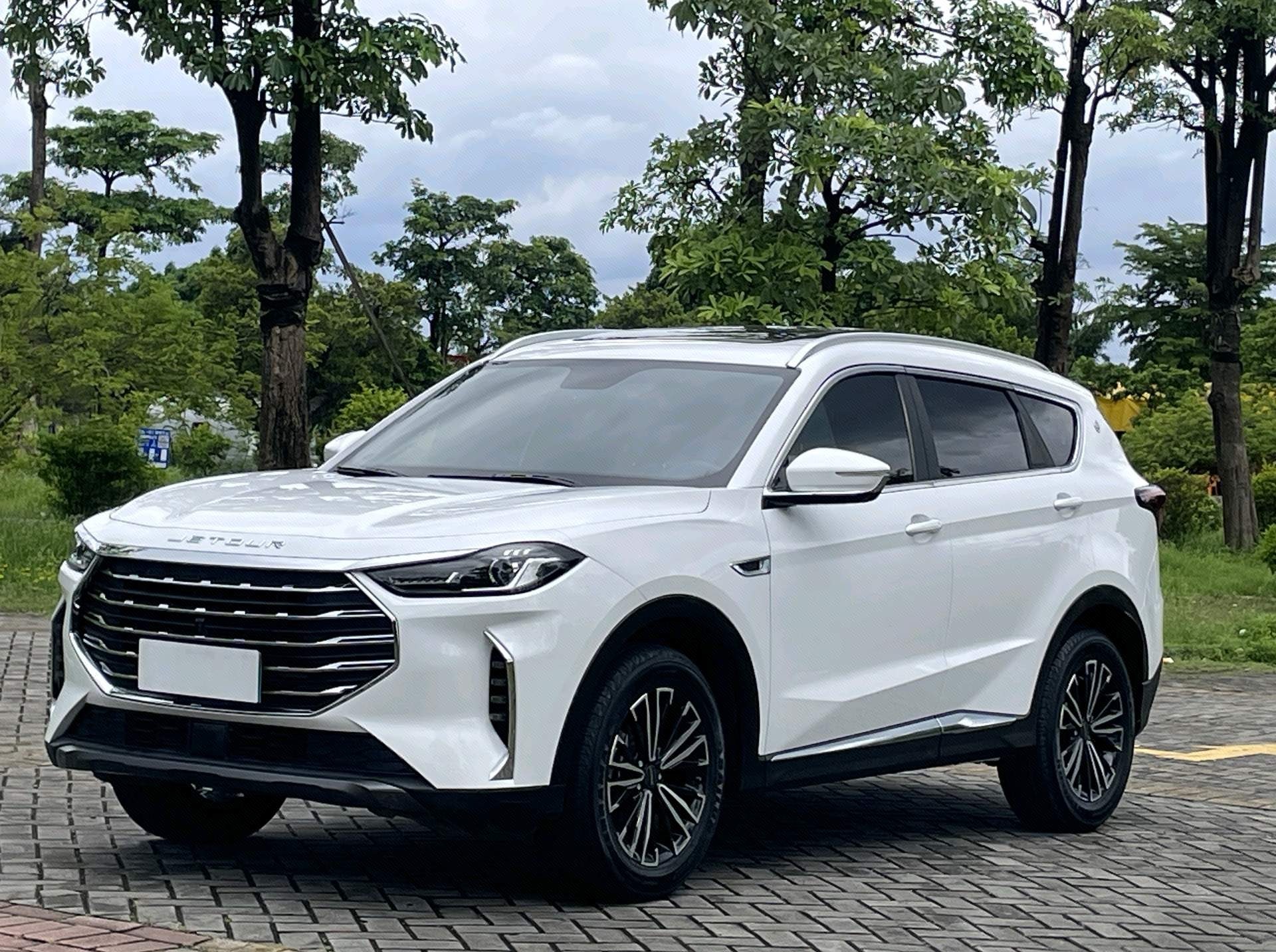 Jetour X70 PLUS 2022 car image 