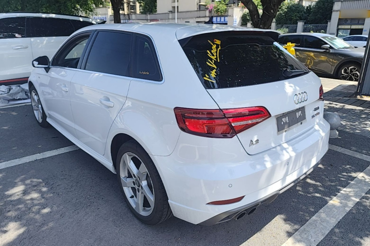 Audi A3 2019 car image #5