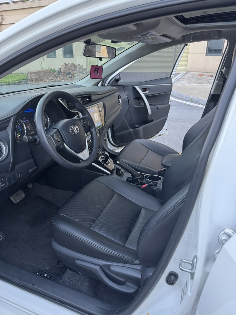 Toyota Corolla 2018 car image #9