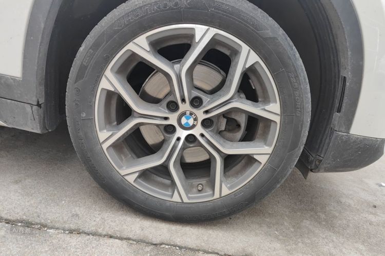 BMW X1 2020 car image #9