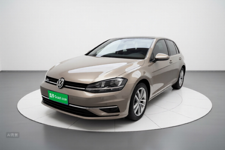 Volkswagen Golf 2019 car image #2