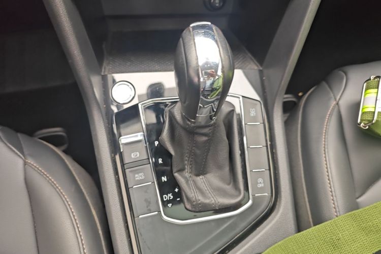 Volkswagen Tharu 2020 #14 Volkswagen Tharu 2020 صورة سيارة #14