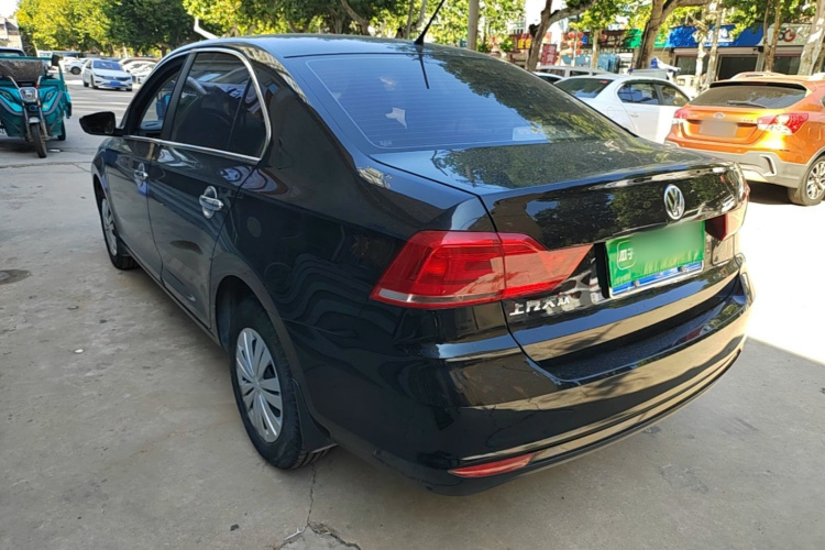 Volkswagen Santana 2022 car image #5