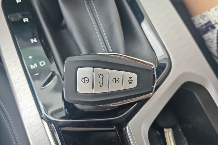 GEELY Emgrand 2024 #9 GEELY Emgrand 2024 car image #9