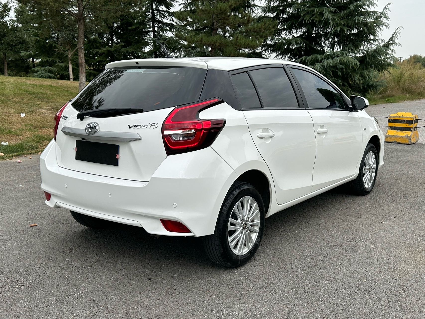 Toyota Vios FS 2022 immagine di auto #7