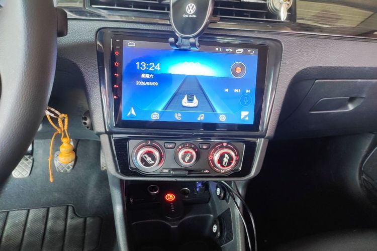 Volkswagen Santana 2018 #17 Volkswagen Santana 2018 car image #17