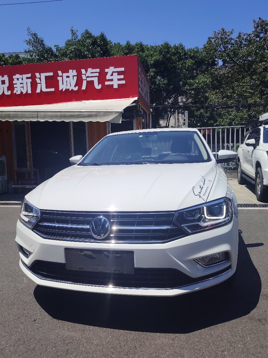 Volkswagen Bora 2018 car image 