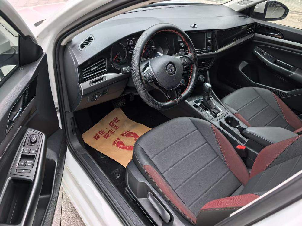 Volkswagen Bora 2020 car image #8