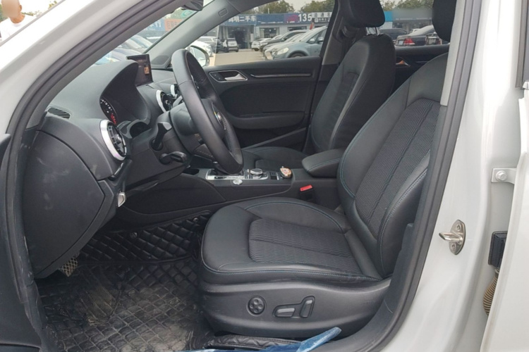 Audi A3 2020 immagine di auto #15