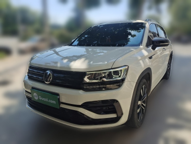 Volkswagen Tharu 2019 Volkswagen Tharu 2019 immagine di auto