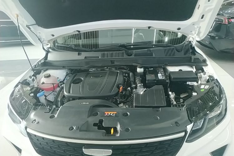 GEELY Coolray 2025 immagine di auto #20