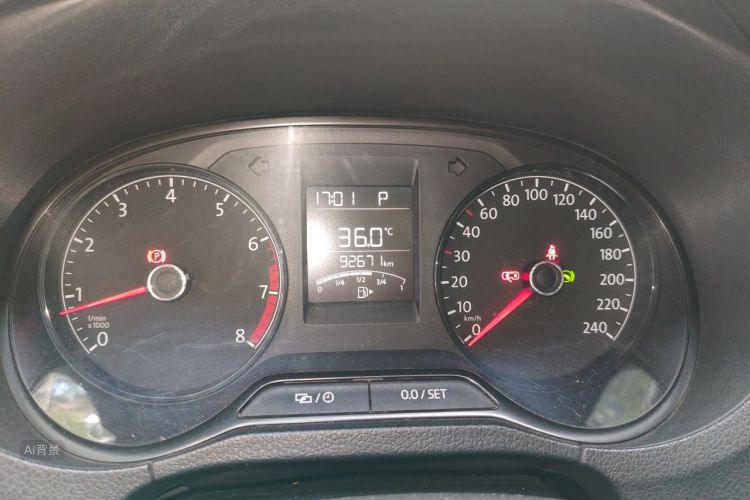 Volkswagen Polo 2018 car image #14