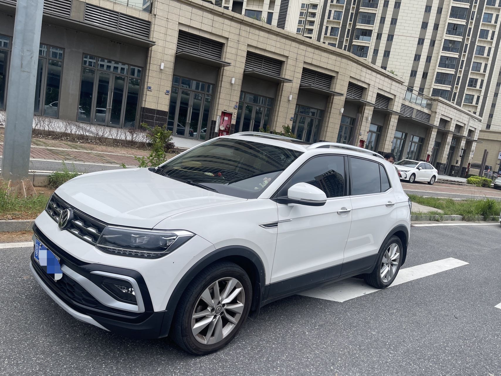 Volkswagen T-Cross 2020 Volkswagen T-Cross 2020 car image