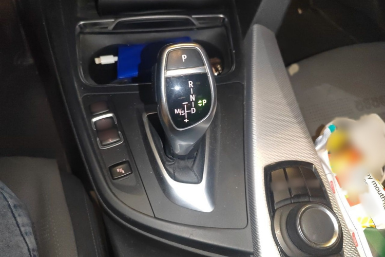 BMW 3 Series 2017 #18 BMW 3 Series 2017 car image #18