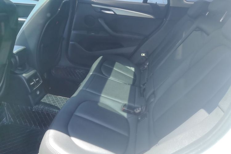 BMW X1 2018 car image #13