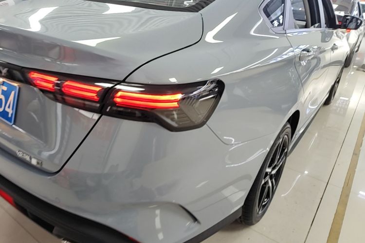 GEELY Binray 2026 car image #8