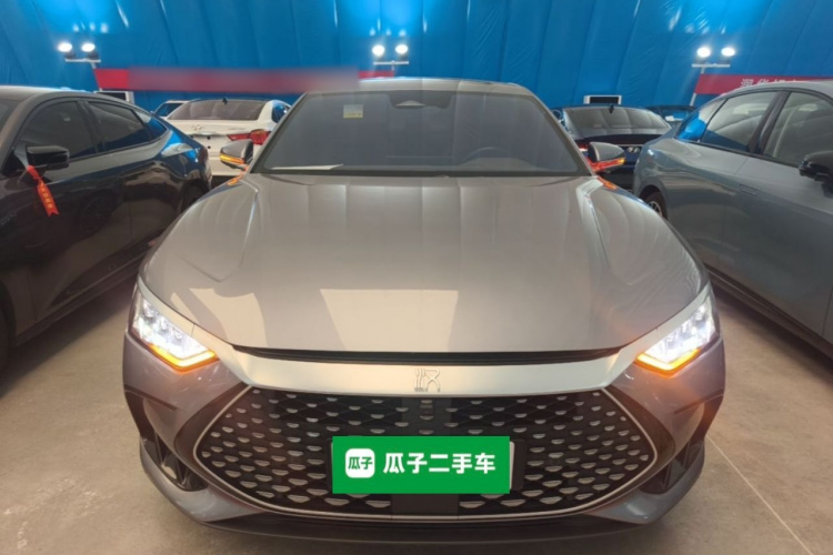BYD Han 2022 #3 BYD Han 2022 car image #3