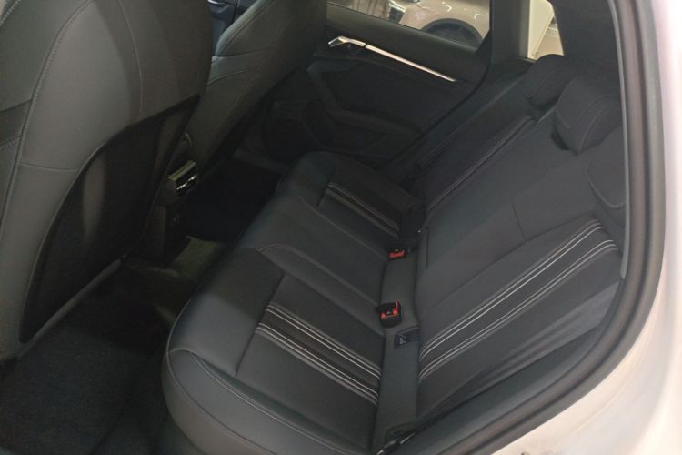 Audi A3 2024 immagine di auto #14