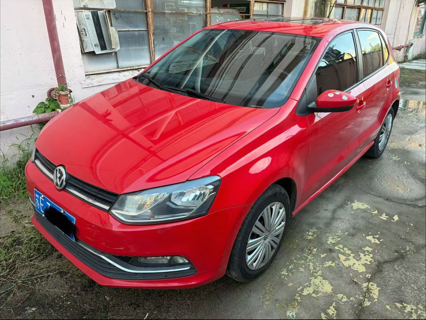 Volkswagen Polo 2018 car image 