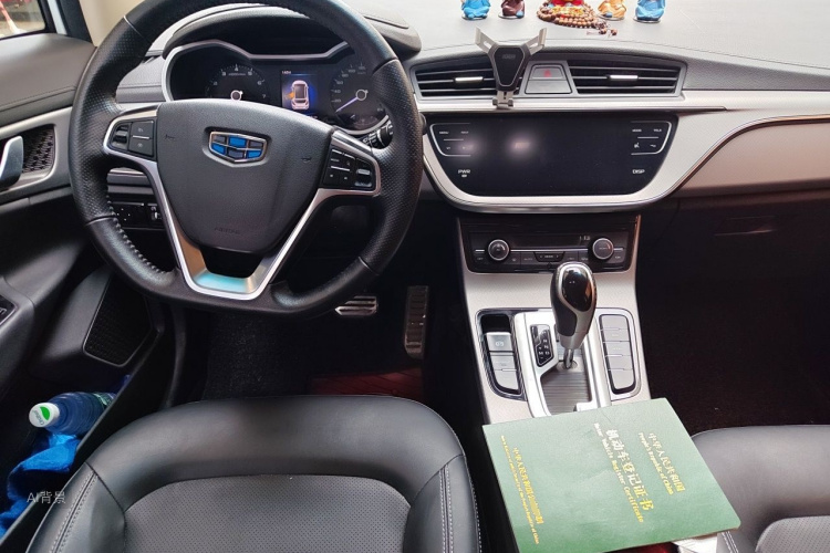 GEELY Emgrand GS 2018 car image #11