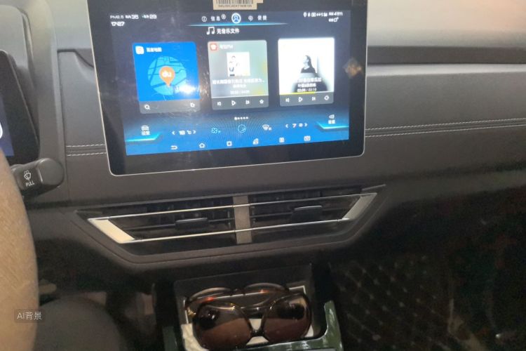 BYD Yuan New Energy 2019 car image #15