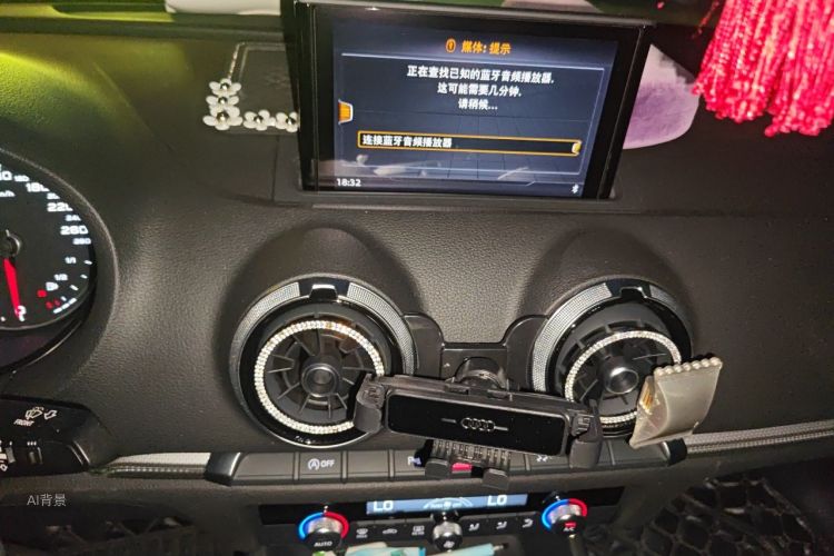 Audi A3 2018 car image #15