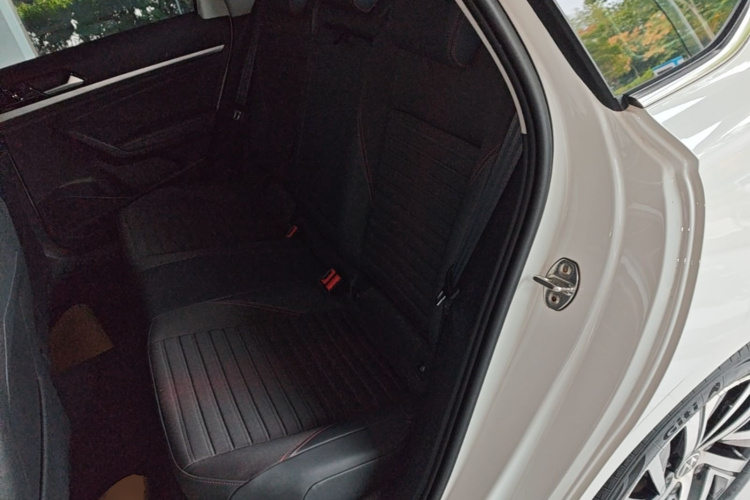Volkswagen Lavida 2022 car image #17