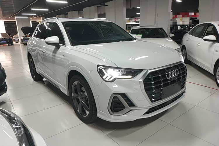 Audi Q3 2022 #4 Audi Q3 2022 car image #4
