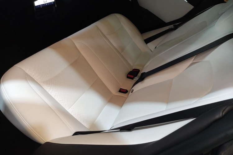 Tesla Model 3 2024 car image #17
