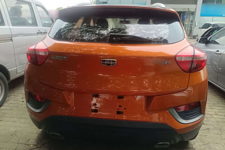 GEELY Emgrand GS 2017 صورة سيارة #4