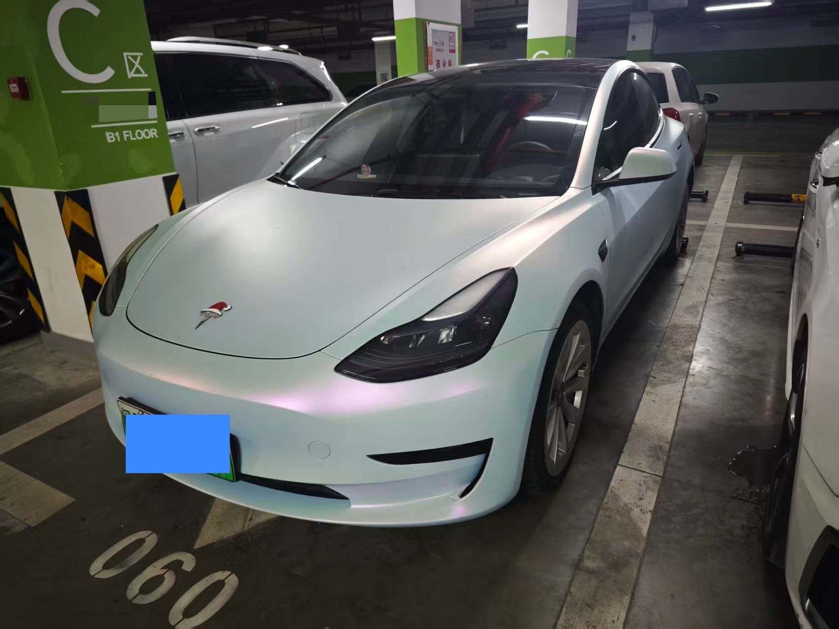 Tesla Model 3 2021 car image 
