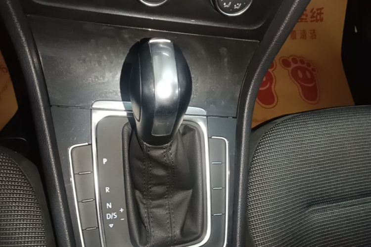 Volkswagen Golf 2019 #18 Volkswagen Golf 2019 car image #18