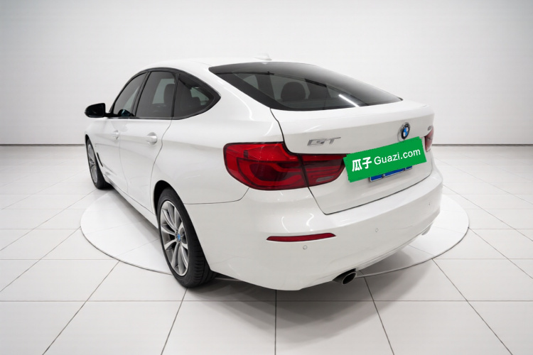 BMW 3 Series GT 2017 #5 BMW 3 Series GT 2017 car image #5