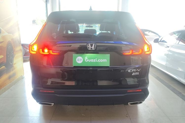Honda CR-V 2023 صورة سيارة #6