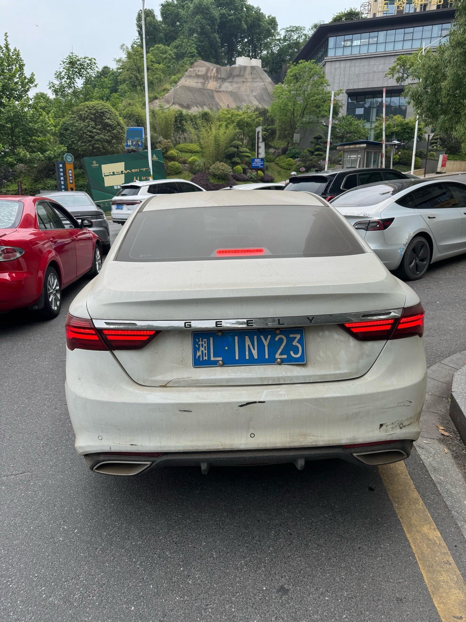 GEELY Binray 2021 car image #7