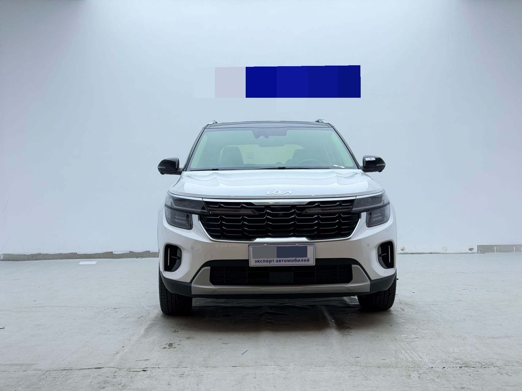 Kia Seltos 2023 car image #2