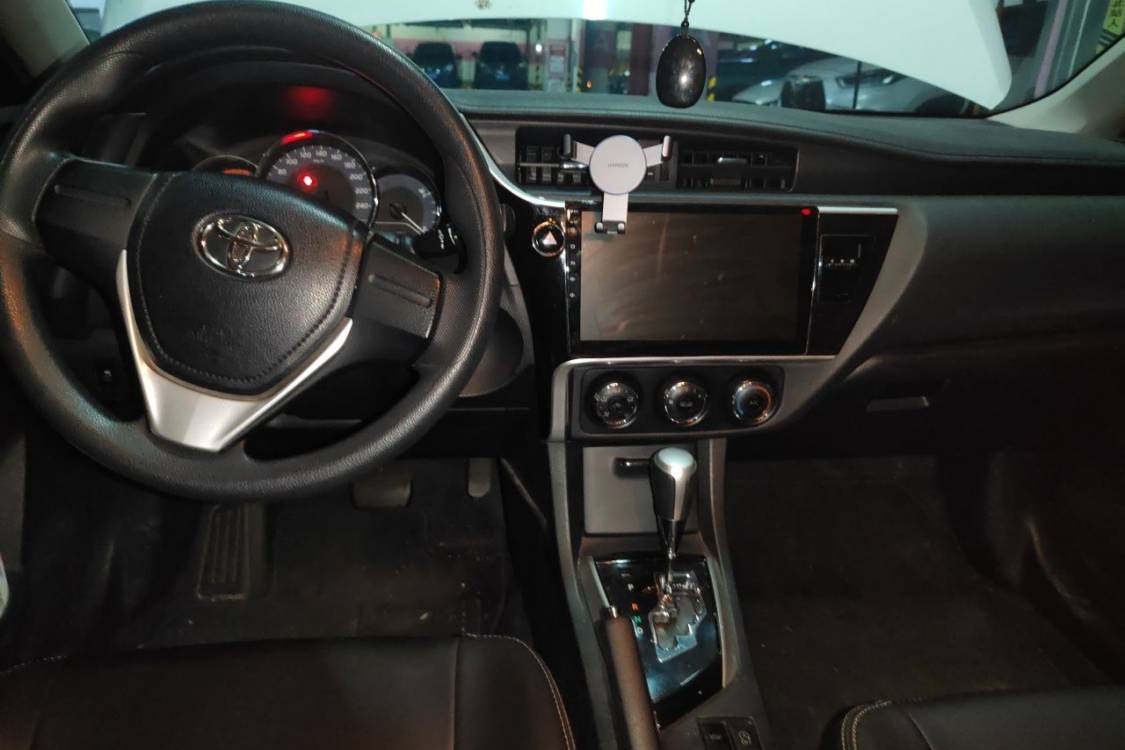 Toyota Corolla 2019 #21 Toyota Corolla 2019 car image #21