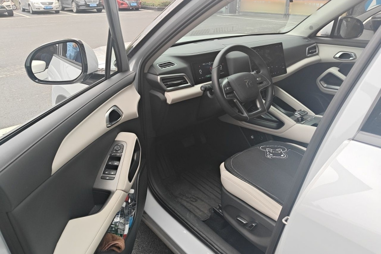 BYD YuanUP 2024 #13 BYD YuanUP 2024 immagine di auto #13