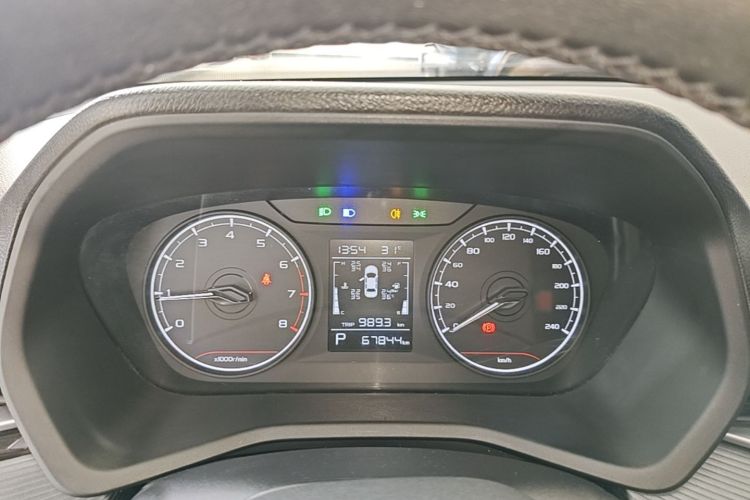 2023 #12 2023 immagine di auto #12