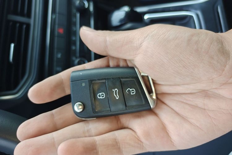 Volkswagen Tharu 2025 car image #9