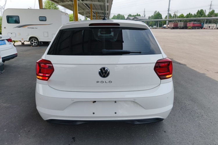 Volkswagen Polo 2021 car image #6