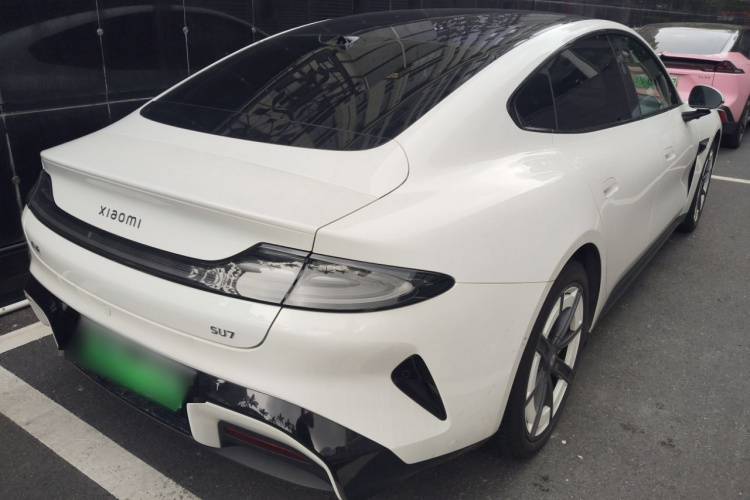 MI SU7 2025 car image #5