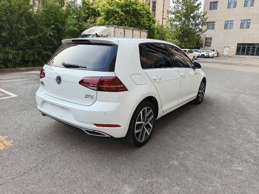 Volkswagen Golf 2020 #9 Volkswagen Golf 2020 car image #9