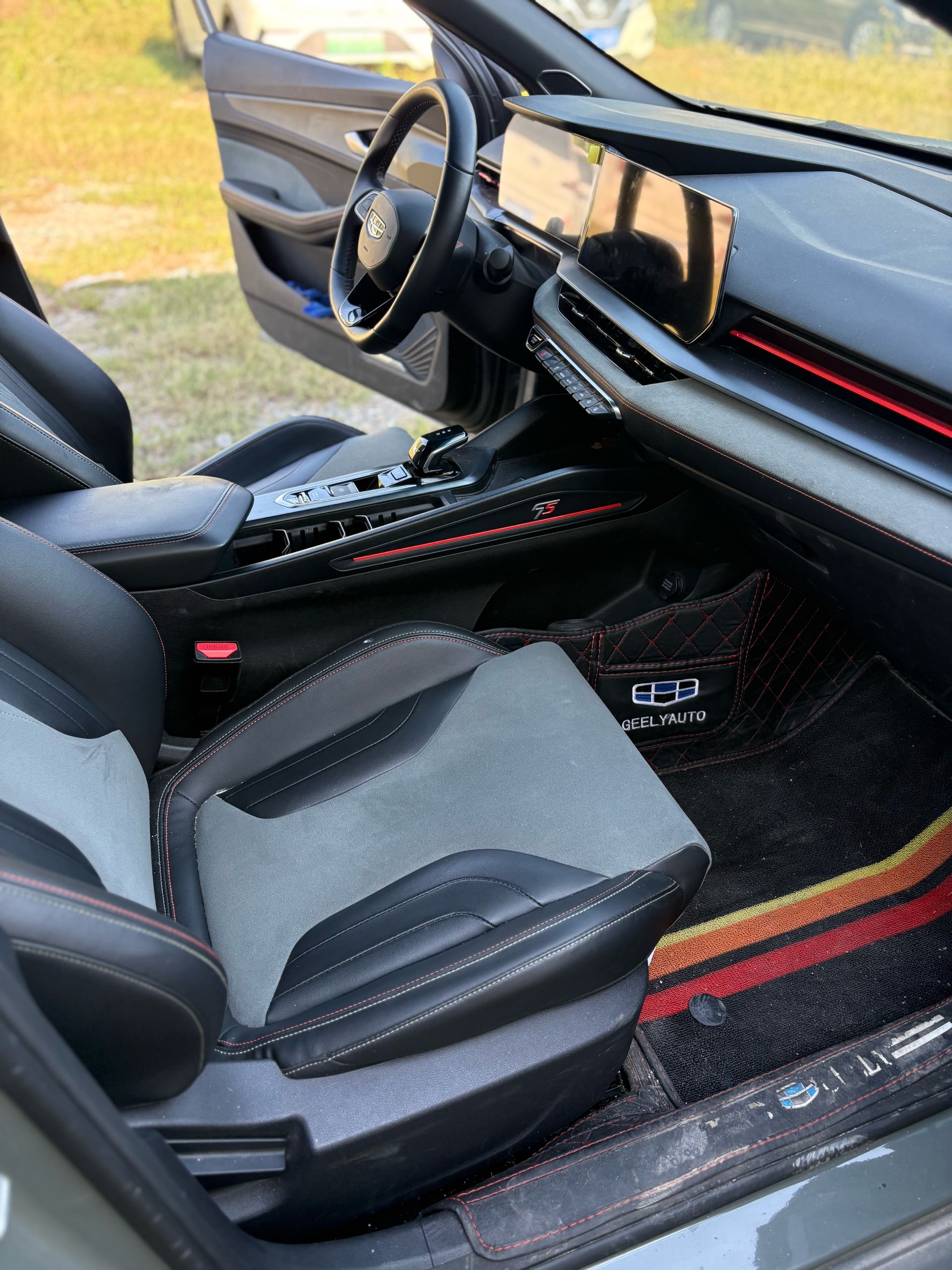 GEELY Binray 2022 car image #5