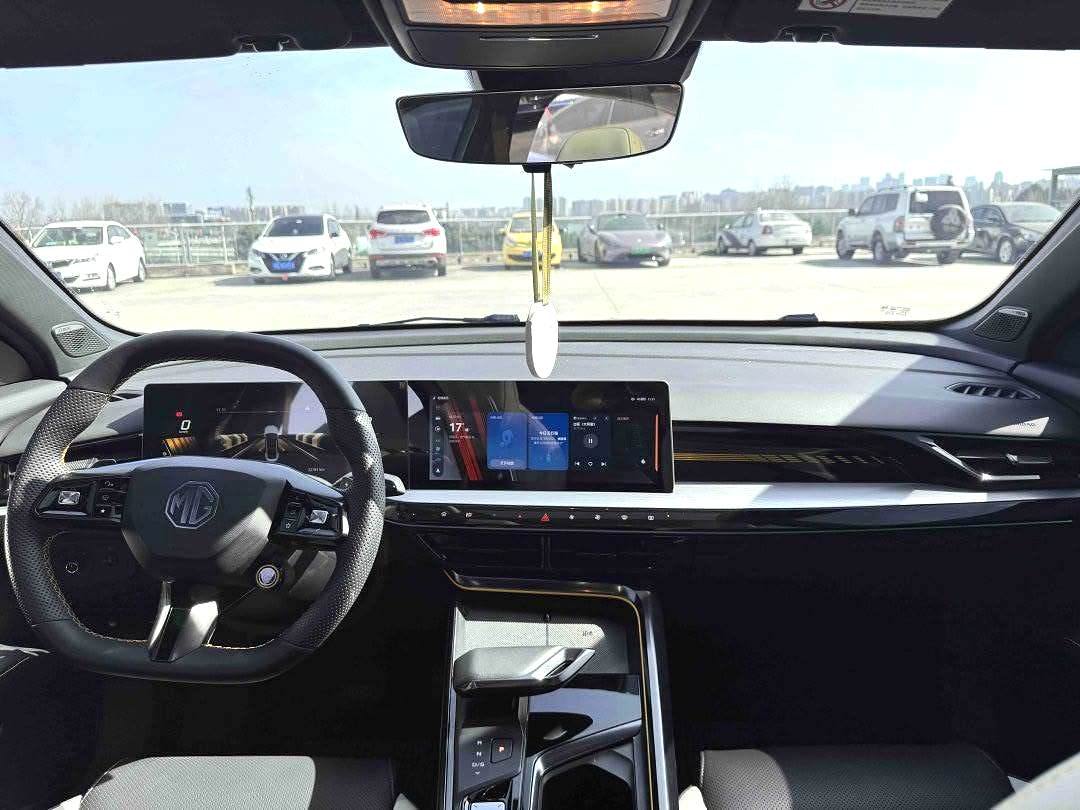 MG 5 Scorpio 2024 صورة سيارة #5