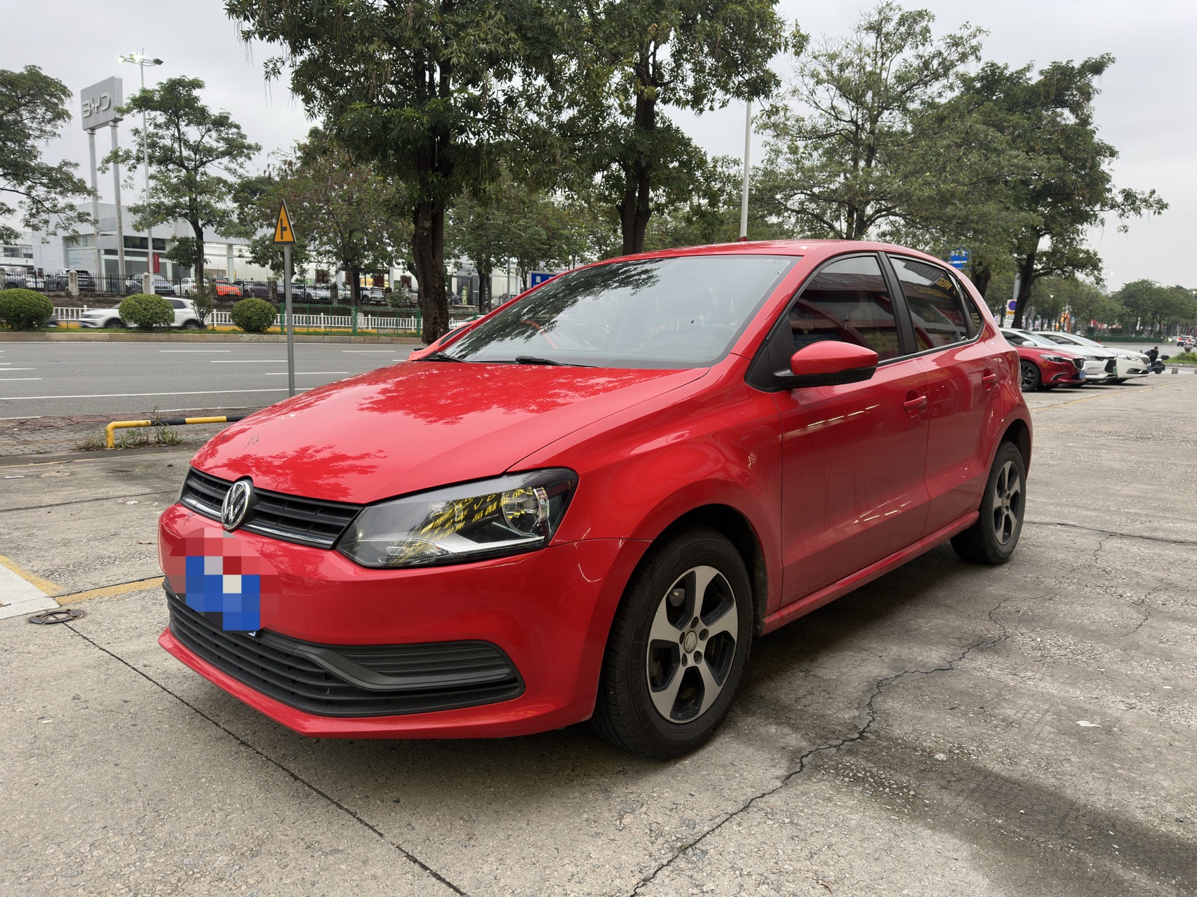 Volkswagen Polo 2018 car image 