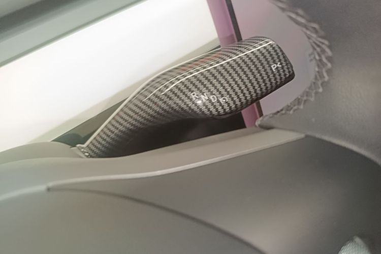 Tesla Model 3 2022 car image #14