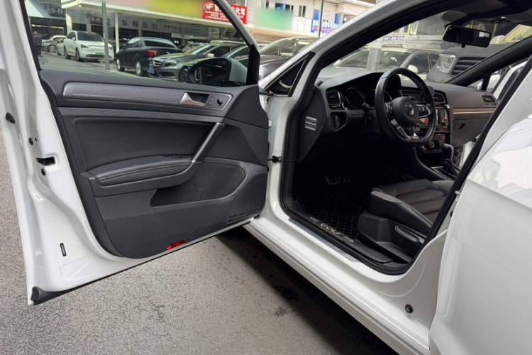 Volkswagen Golf 2017 #10 Volkswagen Golf 2017 car image #10
