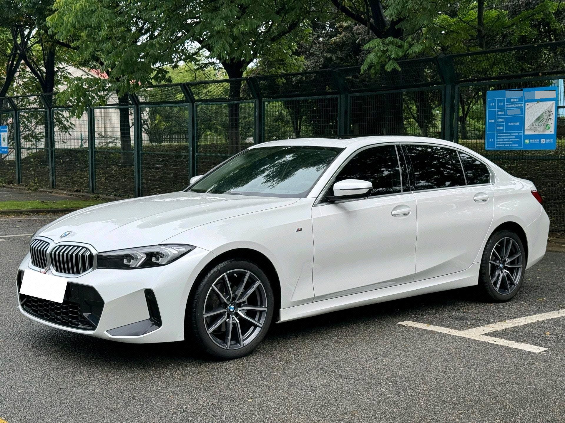 BMW 3 Series 2023 car image 